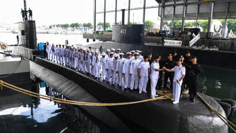 Indonezia are 72 de ore să găsească submarinul dispărut, înainte ca echipajul să rămână fără oxigen