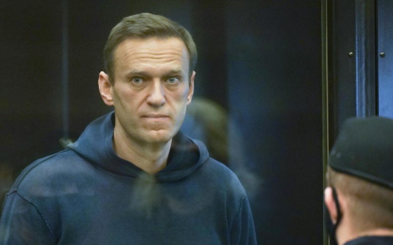 Navalnîi, în prima apariţie în instanţă după greva foamei: „M-am uitat la mine. Sunt doar un schelet groaznic”