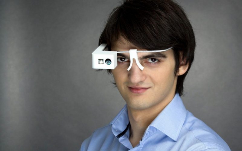 Românul Cornel Amariei, inventatorul ochelarilor care îi ajută pe nevăzători să se deplaseze, finalist în Global Business Hall of Fame