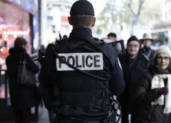 Cinci femei au fost arestate în sudul Franţei în legătură cu plănuirea unui atac islamist