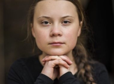 O altfel de Greta Thunberg. Activista de mediu a urcat pe scenă şi le-a cântat fanilor o piesă celebră