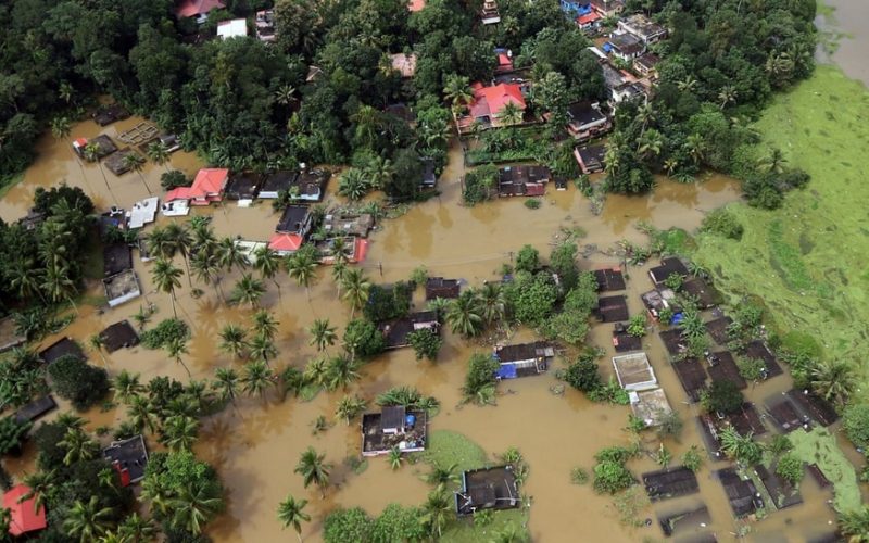 Inundaţii în Indonezia şi Timorul de Est: Peste 150 morţi şi zeci de dispăruţi