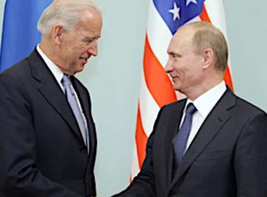 Biden îi propune o întâlnire lui Putin