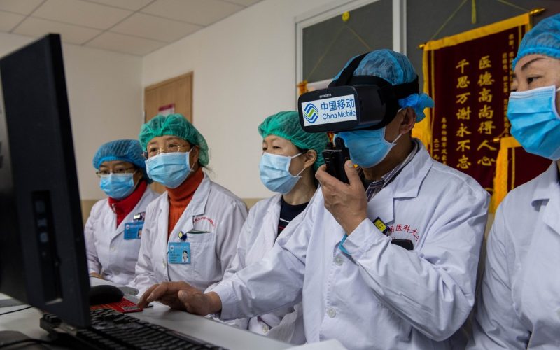 China, un laborator uriaş de experimente controversate etic pentru ţările vestice, inclusiv supervirusuri, avertizează un om de ştiinţă german