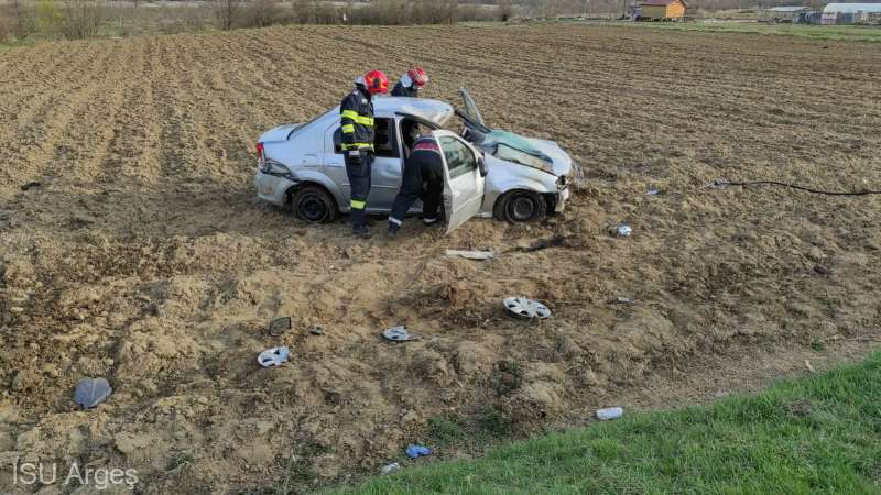 Accident grav în Argeş! Şoferul băuse, iar 7 persoane au fost rănite