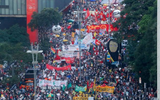 Manifestaţii uriaşe în Brazilia împotriva preşedintelui Jair Bolsonaro: Acuzaţii de „genocid”
