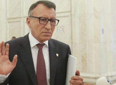 Paul Stănescu, săgeţi pentru Guvern: „Au ascuns numărul morţilor din pandemie. Coaliţia PNL-USR a inaugurat industria dispreţului faţă de adevăr”