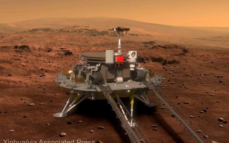 China a reuşit să pună un mic robot pe suprafaţa lui Marte