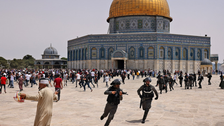 Noi violenţe între palestinieni şi poliţia israeliană pe Esplanada Moscheilor din Ierusalim