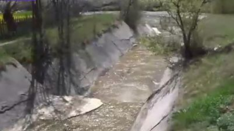 Dezastru ecologic pe râul Bicaz