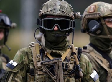 Trei militari români răniţi la un antrenament