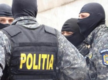 Fabrică de permise în Poliţia Română