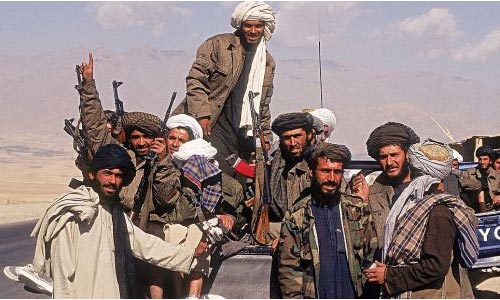 Talibanii se laudă că i-au "învins" pe americani şi se pregătesc să preia controlul în Afganistan: "Guvernul nu va mai sta cinci zile"