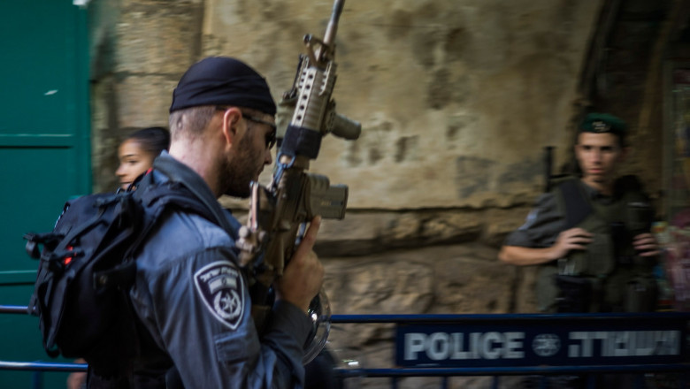 Trei israelieni răniţi într-un ''atac terorist'' (armata)
