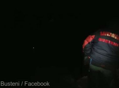 Doi tineri blocaţi pe un traseu de alpinism din Bucegi, recuperaţi după o intervenţie de 6 ore
