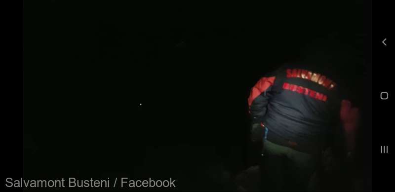Doi tineri blocaţi pe un traseu de alpinism din Bucegi, recuperaţi după o intervenţie de 6 ore