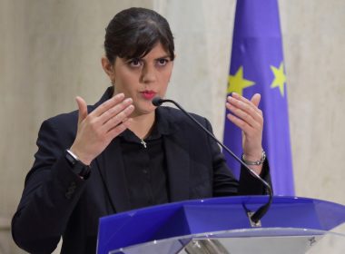 Parchetul European condus de Laura Codruţa Kovesi a iniţiat o investigaţie de corupţie împotriva a patru cetăţeni croaţi, între care primarul unui oraş