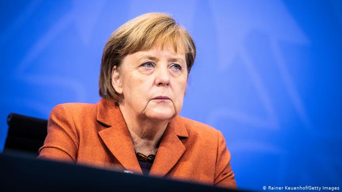 Angela Merkel spune că va pleca din funcţia de cancelar având conştiiţa curată