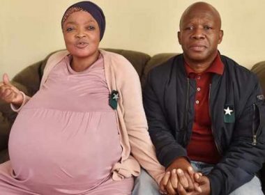 Femeia din Africa de Sud care s-a lăudat că a născut 10 copii a minţit. Presupusul tată cere oamenilor să nu-i mai doneze bani