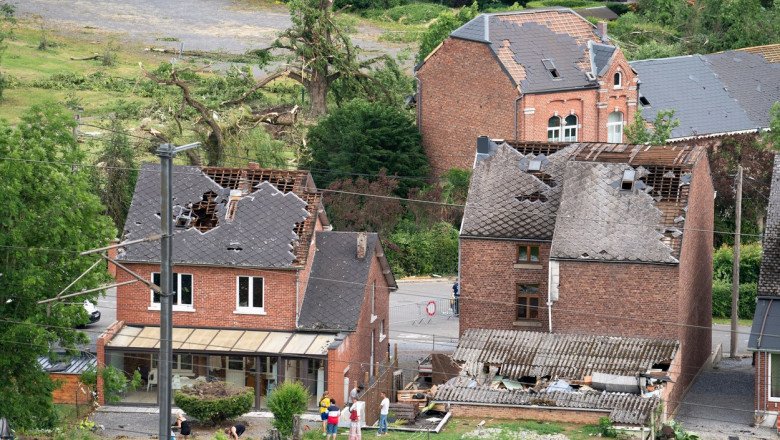 Clădiri avariate şi 17 răniţi în urma unei tornade care a lovit sudul Belgiei