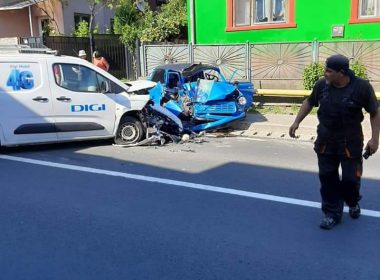 Un poliţist din judeţul Hunedoara, aflat în timpul liber, a murit într-un accident rutier. El se afla la volanul unui Trabant