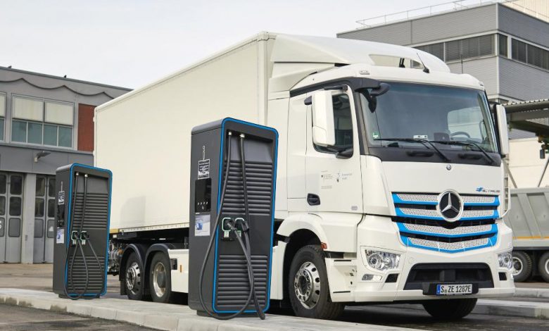 România ar avea nevoie de 50 de staţii de încărcare a camioanelor electrice. Printre cele mai mari distanţe minime de parcurs până la o astfel de staţie, din autostradă sau drum naţional
