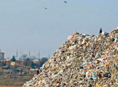 Comunele din România, depozite ilegale pentru gunoiul din Europa. Ce spune ministrul Mediului