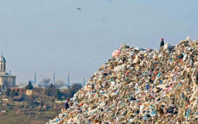 Comunele din România, depozite ilegale pentru gunoiul din Europa. Ce spune ministrul Mediului