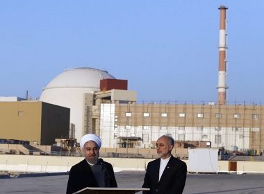 Centrala nucleară iraniană din Bushehr, închisă temporar din cauza unei '''defecţiuni'' tehnice