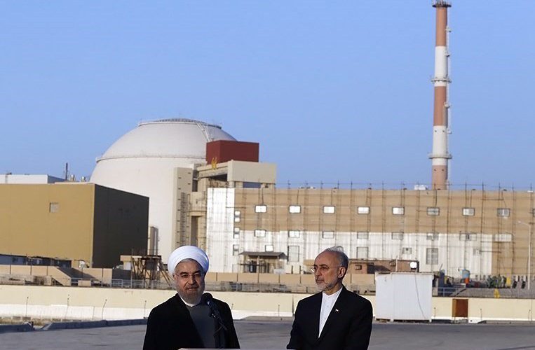 Centrala nucleară iraniană din Bushehr, închisă temporar din cauza unei '''defecţiuni'' tehnice