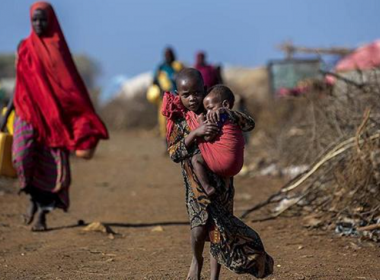 Madagascar, prima ţară afectată de foamete din cauza schimbărilor climatice. ONU: „Familiile suferă şi oamenii mor deja de foame”