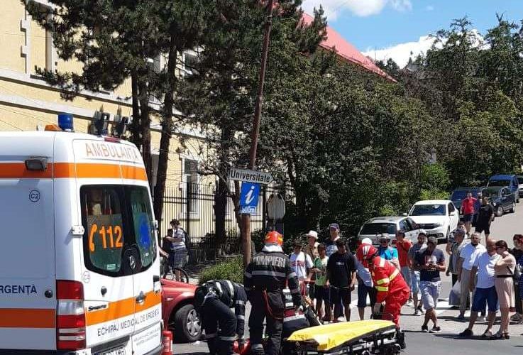 Doi motociclişti maghiari, răniţi într-un accident la Petroşani