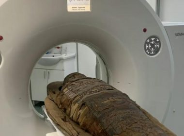Mumia, programată la tomograf