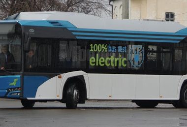 Peste o lună ieşenii vor călători cu autobuze electrice