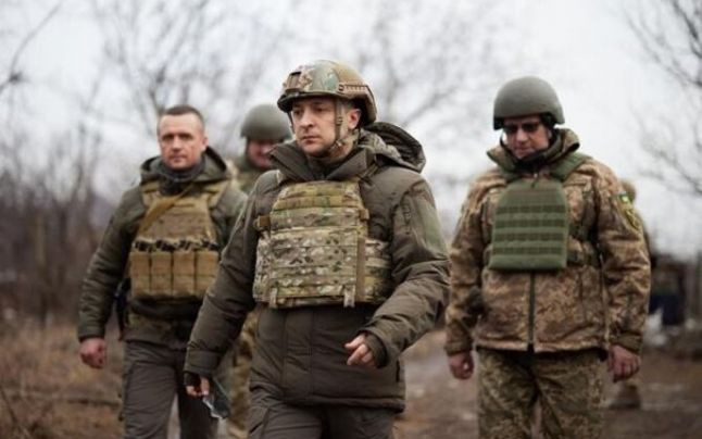 Preşedintele Ucrainei îşi pune oameni loiali la vârful armatei şi serviciilor secrete