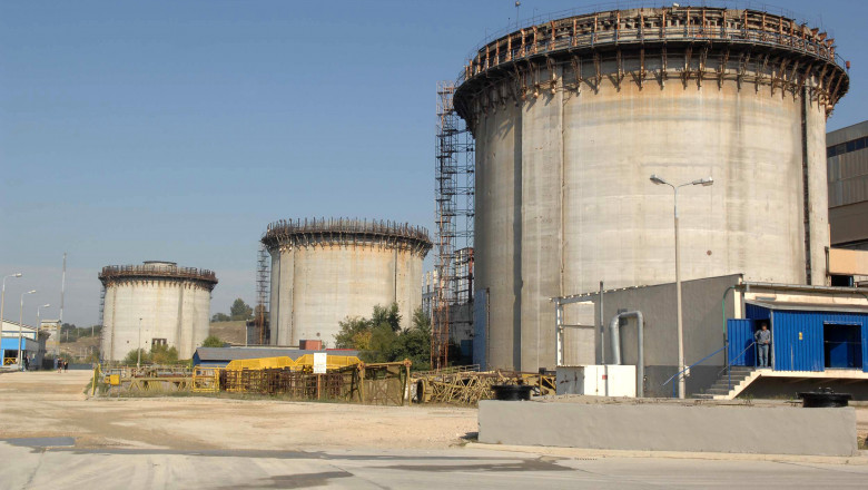 Reactorul 2 de la Cernavodă, reconectat la sistemul energetic naţional. Deconectarea a dus la importuri masive de electricitate