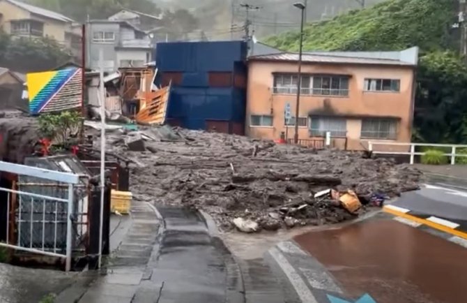 Alunecare de teren în Japonia