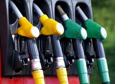 Comisarul european Thierry Breton cere Ungariei să renunţe la preţurile discriminatorii pentru combustibil