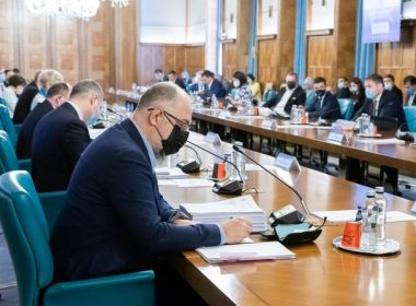 Guvernul a aprobat acordarea a 2,7 milioane lei pentru Festivalul Internaţional de Teatru de la Sibiu şi 200.000 lei pentru Astra Film Festival