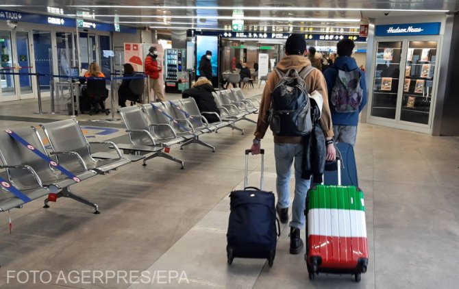 Deplasarea în Italia, cu formular de localizare a pasagerilor, certificat verde şi test COVID