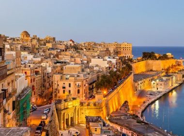 Malta primeşte din nou persoane nevaccinate