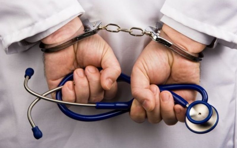 Un medic rezident din Franţa l-a înjunghiat pe un medic din Maroc