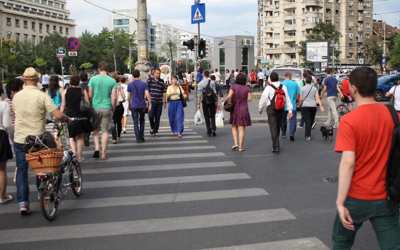 Rata de infectare în Bucureşti a depăşit pragul de 10 la mie. Ce restricţii sunt în vigoare în Capitală