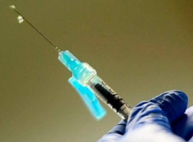 Oficial al FDA: Vaccinarea copiilor cu vârste mai mici de 12 ani, posibil să înceapă la mijlocul iernii