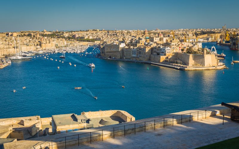 In Malta se intra doar cu certificatul de vaccinare, incepand din 14 iulie 2021. Malta este prima ţară din Uniunea Europeană care face acest anunt.