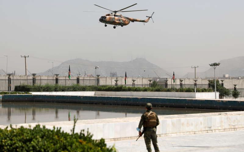 Armata americană a recurs la elicoptere pentru evacuarea a 169 de persoane