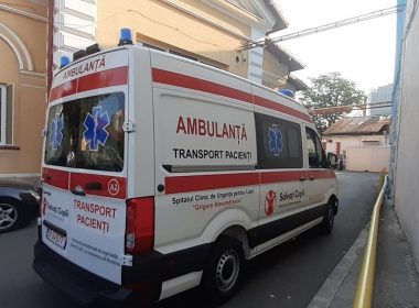 Serviciile de ambulanţă nu mai fac faţă