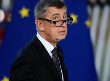Premierul ceh cere primirea în Schengen a României şi a statelor din Balcani, pentru a face mai bine faţă migraţiei