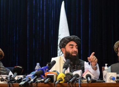 Talibanii au susţinut prima conferinţă de presă încercând să convingă Planeta că au faţă umană