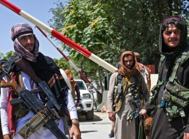 Primul mesaj de felicitări pentru talibani: „Felicităm poporul afgan pentru victoria sa împotriva invadatorilor”